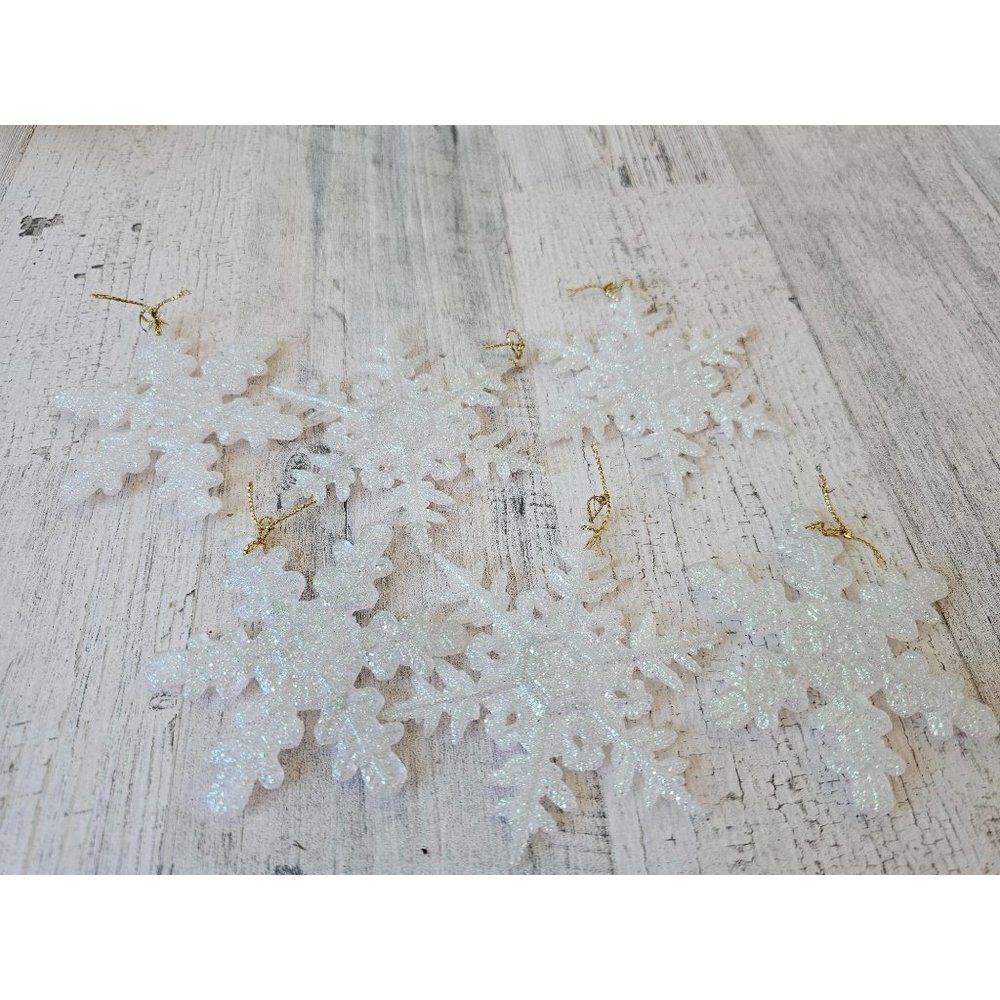 Vintage glitter white snowflake ornament Xmas tree